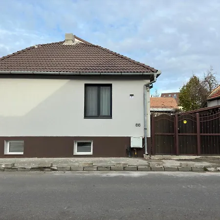 Signal With Garden & Mountain View Διαμέρισμα
