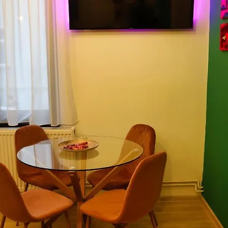 Signal With Garden & Mountain View Apartment *