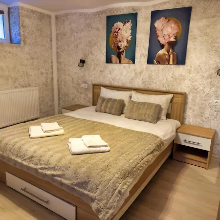 Signal With Garden & Mountain View Apartment