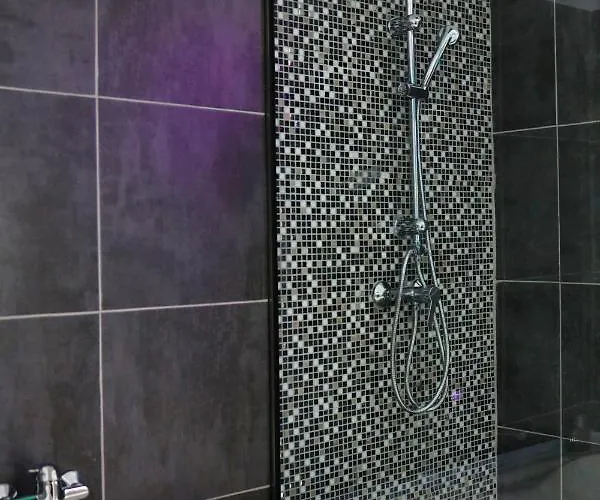 Signal With Garden & Mountain View Brassó